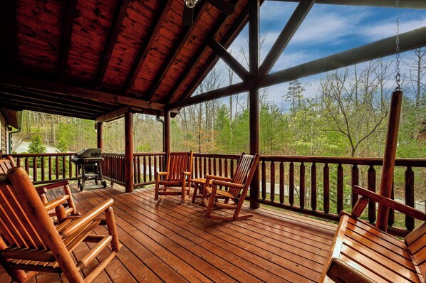 Property grounds - Smoky Cove Dream (Sevierville)