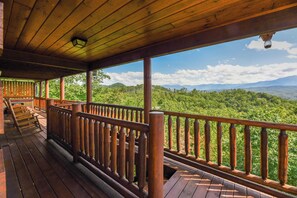 View from room - Starr Crest Lodge (Sevierville)