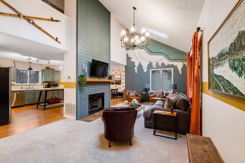 Massanutten Mountain Retreat: Hot Tub, Game Room & Yard