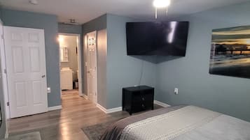 2 bedrooms, desk, iron/ironing board, free WiFi