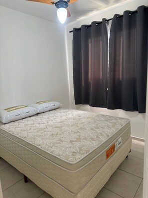 2 chambres, fer et planche Ă repasser, Wi-Fi, draps fournis