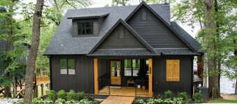 "Bobcat" Cabin is a newly built, elevated rustic home on Lake D'arbonne!