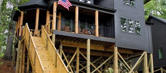"Bobcat" Cabin is a newly built, elevated rustic home on Lake D'arbonne!