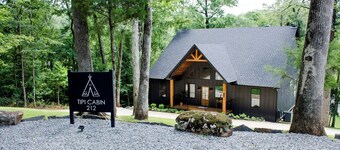 "Tipi" Cabin is a newly built, elevated rustic home on Lake D'arbonne!