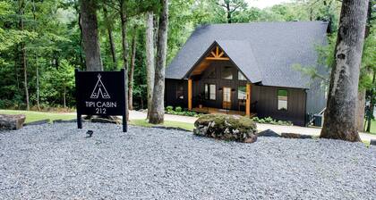 "Tipi" Cabin is a newly built, elevated rustic home on Lake D'arbonne!