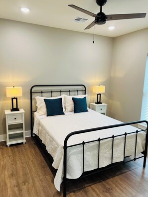 2 bedrooms, WiFi, bed sheets