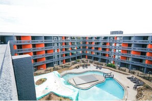 Pool - Landing at Passenger Flats - 1 Bedroom in South... (Chattanooga)