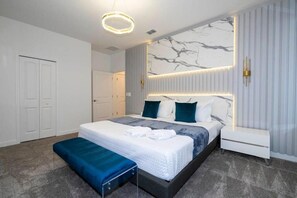 9 soverom, strykejern/-brett, wi-fi og sengetøy