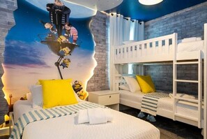9 chambres, fer et planche à repasser, Wi-Fi, draps fournis
