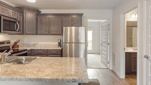 Private kitchen - Landing | Modern 1BD, Clubhouse, Pool (Lyman)