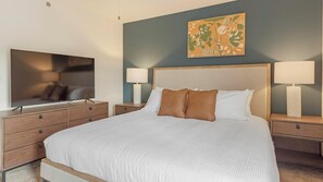 1 bedroom, desk, iron/ironing board, WiFi