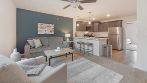 Living area - Landing | Modern 1BD, Clubhouse, Pool (Lyman)