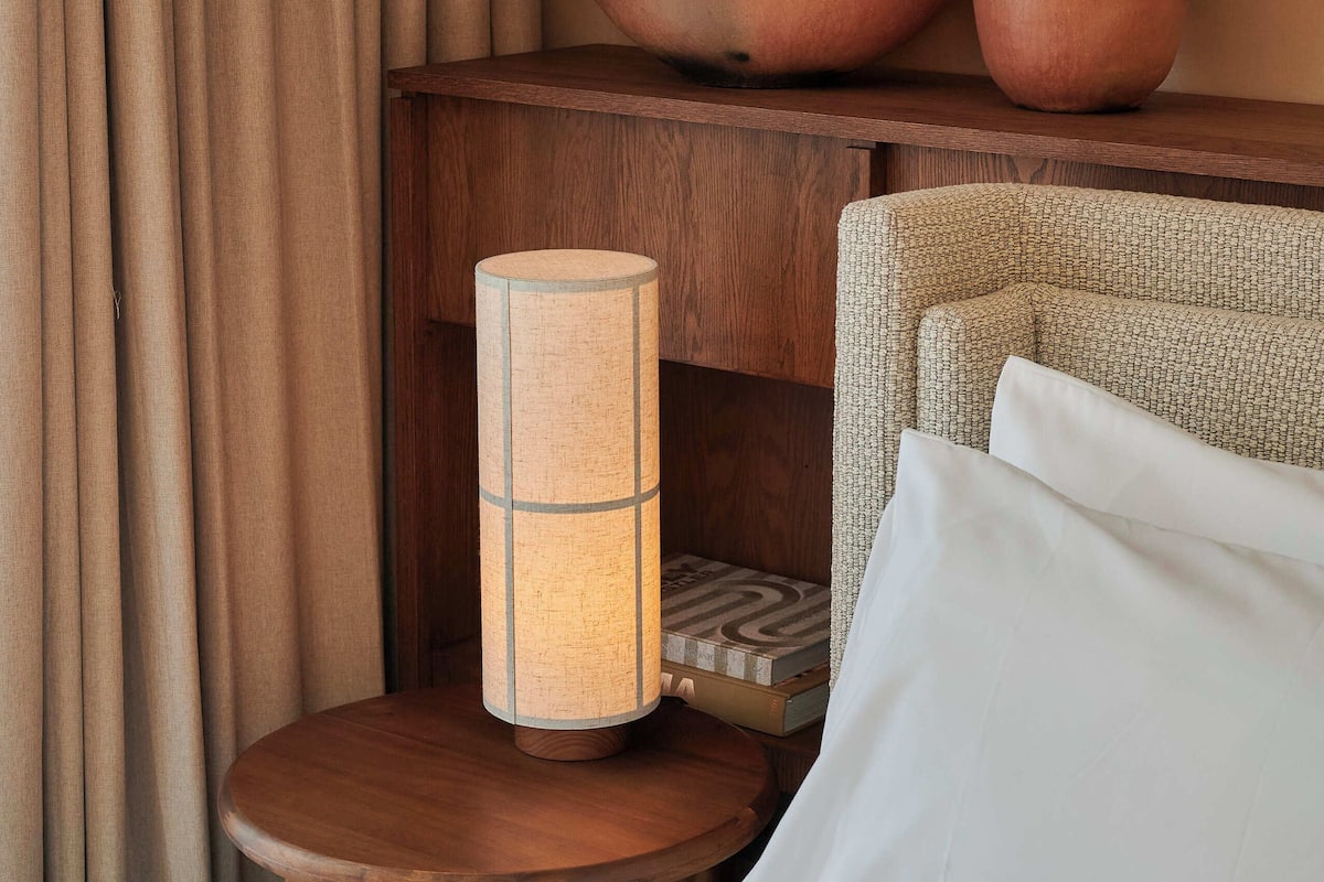 Deluxe suite, 1 kingsize bed | Luxe beddengoed, donzen dekbedden, verduisterende gordijnen, gratis wifi