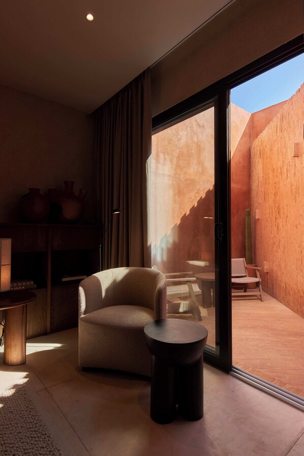 Deluxe suite, 1 kingsize bed (D) | Terras