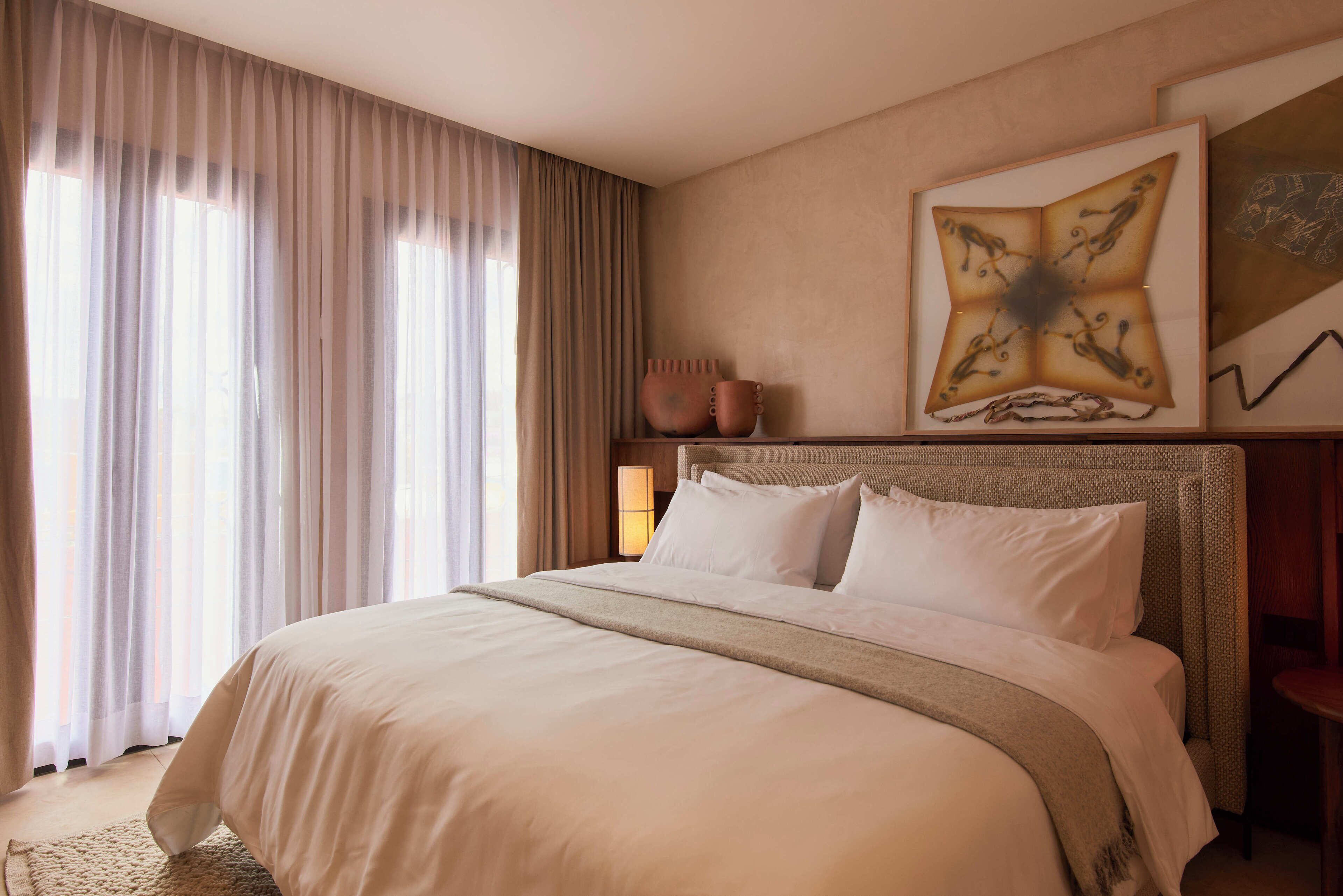 Deluxe Suite, 1 King Bed (C) | Premium bedding, down comforters, blackout drapes, soundproofing