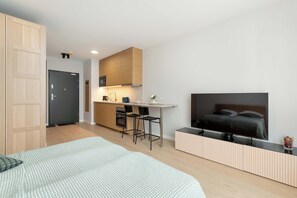 Iron/ironing board, WiFi, bed sheets - Bright Studio with a Balcony | Close to the Center of Gdansk (Gdańsk)
