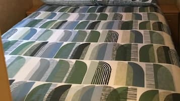 3 bedrooms, free WiFi, bed sheets