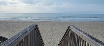 Cozy condo with water views and short walk to the beach