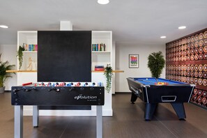 Games room - Student Only Asa Briggs House (Leeds)