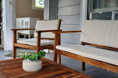 Cozy Dog-Friendly Boho Duplex