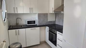 Microwave, stovetop, dishwasher