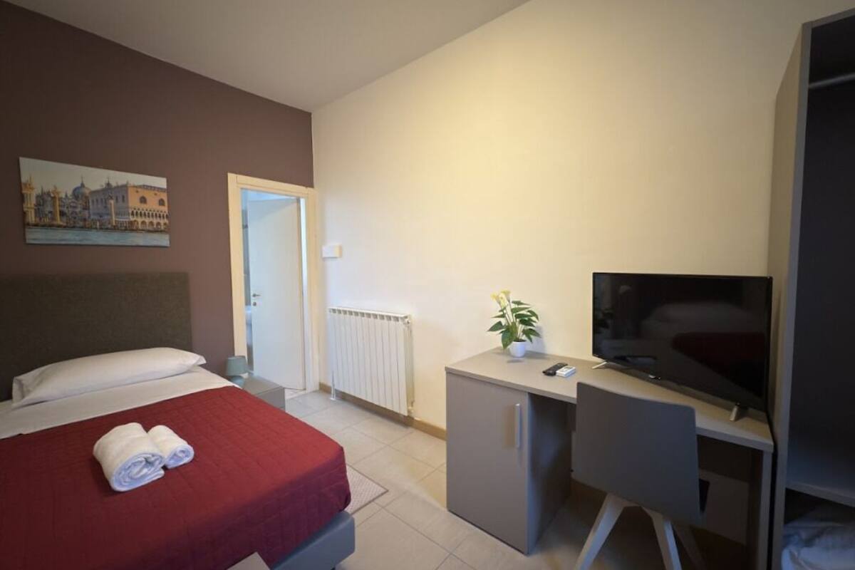 Kamar Single Klasik, pemandangan kota | Meja kerja, ruang kerja ramah laptop, dan Wi-Fi gratis
