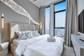 1 dormitorio, tabla de planchar con plancha, wifi y ropa de cama
