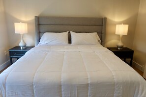 4 slaapkamers, een strijkplank/strijkijzer, wifi, beddengoed