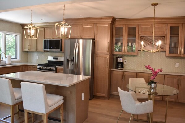 Microwave, oven, stovetop, dishwasher