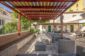 Outdoor dining - GuestReady - Alfama Terrace G (Lisbon)