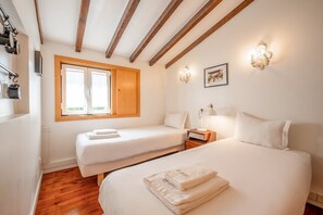 2 bedrooms, iron/ironing board, Internet, bed sheets - GuestReady - Alfama Terrace G (Lisbon)