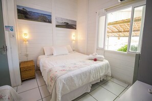 Standard Triple Room | Desk, free WiFi
