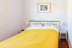 1 室のベッドルーム、WiFi