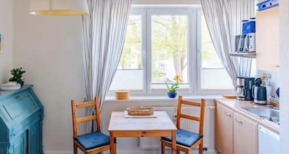 Seeperle mit eigenem Strandkorb