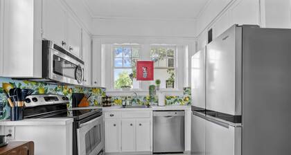 Stylish 3BR Retreat w Porch and garden