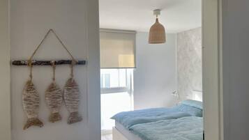 2 dormitoris, planxa i posts de planxar i wifi