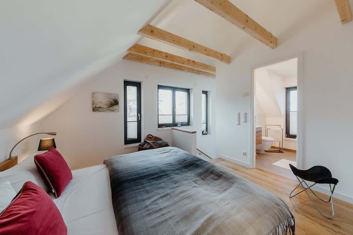 1 bedroom, iron/ironing board, travel cot, WiFi