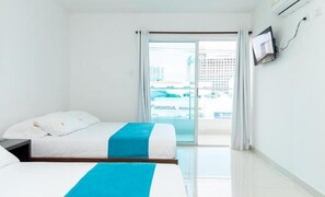 Hochwertige Bettwaren, Minibar, kostenloses WLAN, Bettwäsche