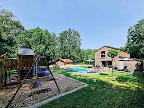 Children’s area - Waldhaus Tiedtke mit Pool (Wedemark)