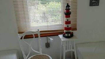 Iron/ironing board