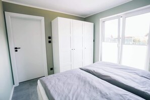 2 bedrooms, iron/ironing board, WiFi - Vacation home Küstennebel with sauna (Koserow)