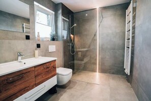 シャワー、ヘアドライヤー