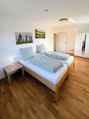 1 bedroom, iron/ironing board, WiFi