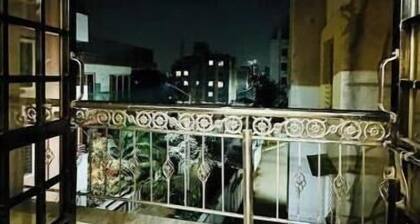 Cozy and bright 1BHK private apartment-1