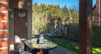 Ferienhaus Mandelhaus 1 mit Boddenblick - Natur & Entspannung in Saal