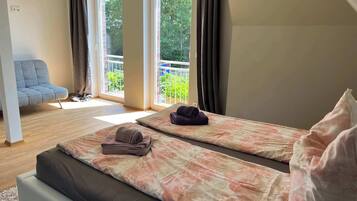 3 bedrooms, iron/ironing board, WiFi