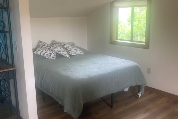 1 habitación, escritorio, wifi y ropa de cama