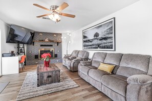 Smart-TV, Kamin