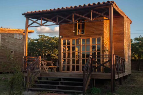 Lugar muy tranquilo, en la naturaleza, ideal para lectura, meditación, descanso.