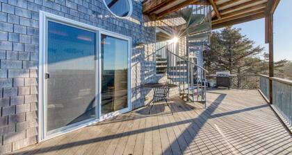 Grey Haven - Rockaway Beach, OR